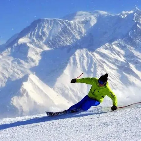 Chalet Aiglon Bed & Breakfast 4*