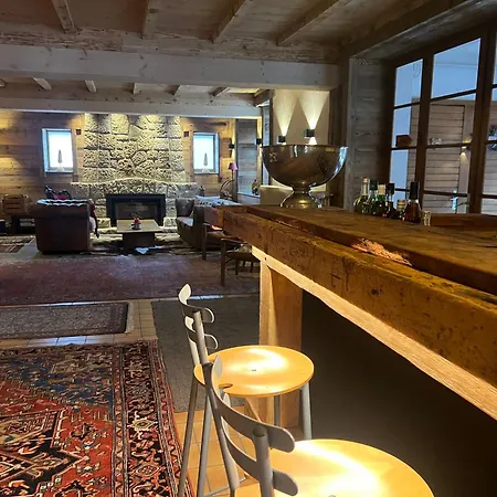 Chalet Aiglon Bed & Breakfast